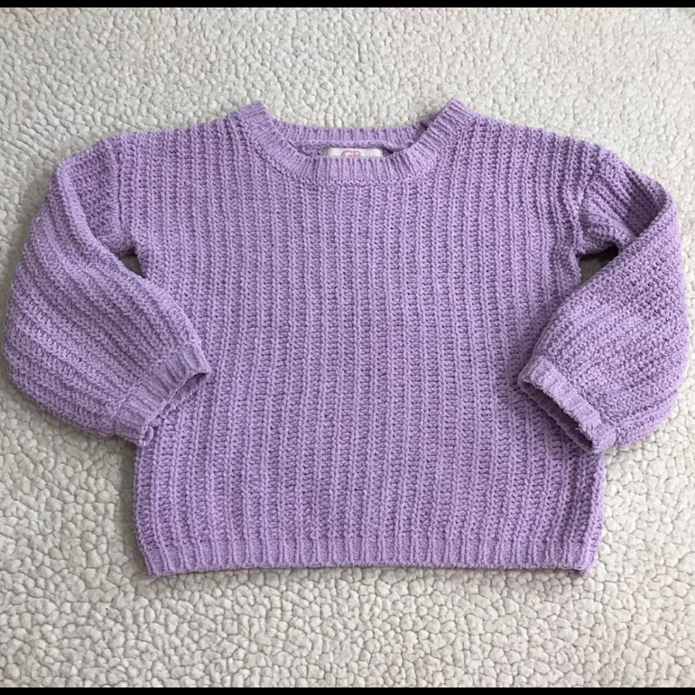 GB Girls Lavender Knit Pullover Sweater 
Size XS 4 / 5 
100% Polyester